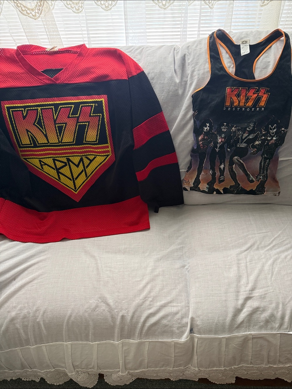 Kiss adult Red & Black jersey large & black Racerback Tank small